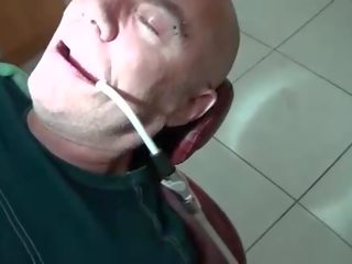 Pica-pau amoroso dentist britney beth dá um a chupar