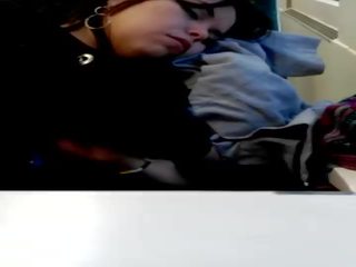 Mīļotā guļošas fetišs uz vilciens spiegs dormida lv tren